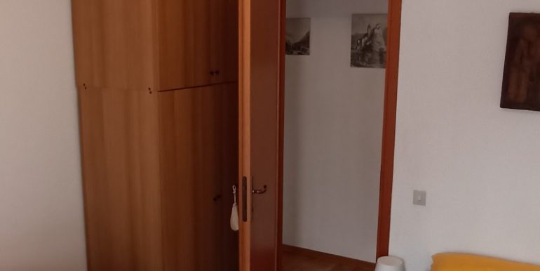 1632668402270