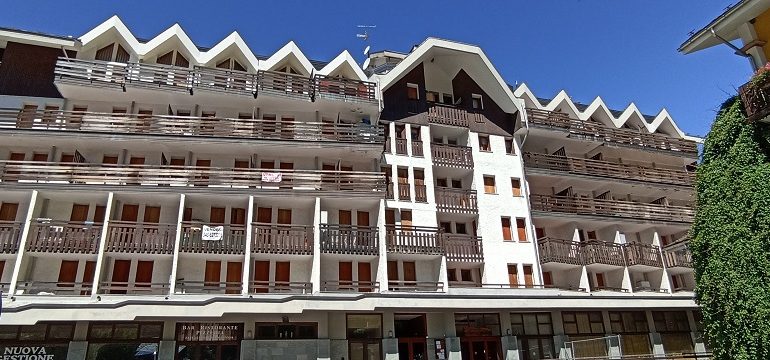 14 -ESTERNO CONDOMINIO