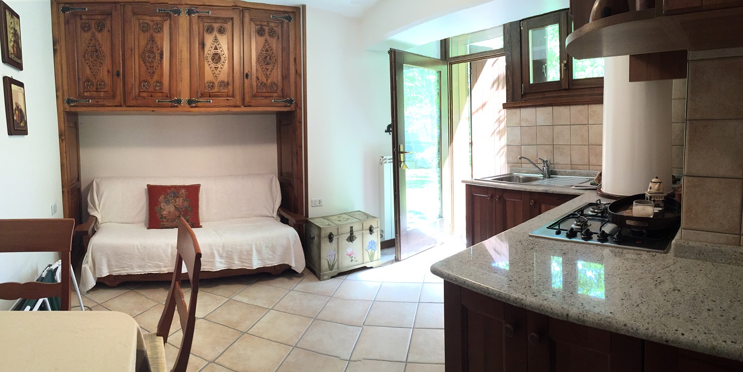 AFFITTO MONOLOCALE AL CENTRO DELLA VIA PEDONALE DI GRESSONEY LA TRINITE’